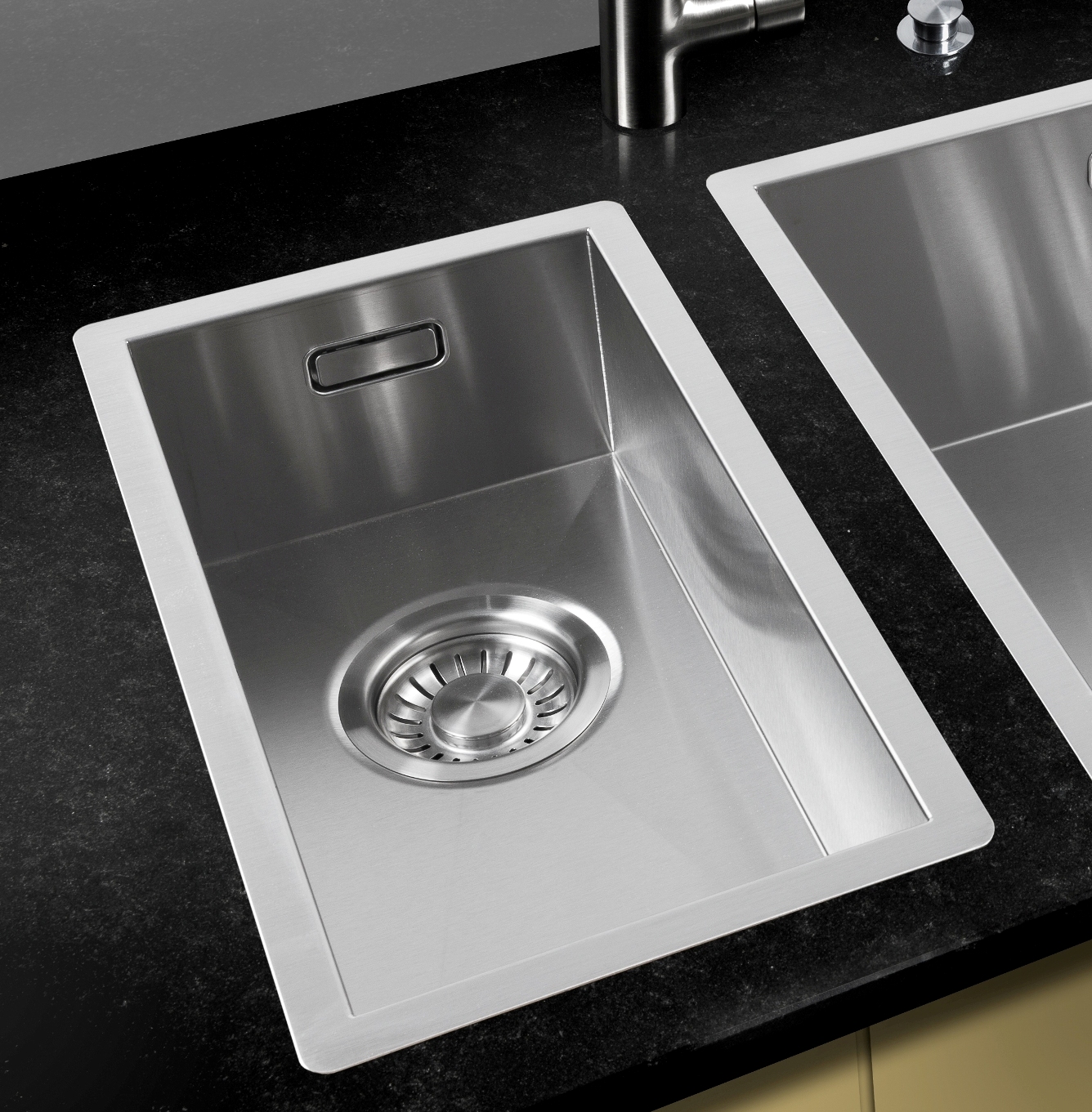 Shigo_Sp-le_SQR0_2040 SHIGO-ZERO-LINE-Nullradius-Einbau-Spuelbecken-SQR0-2040