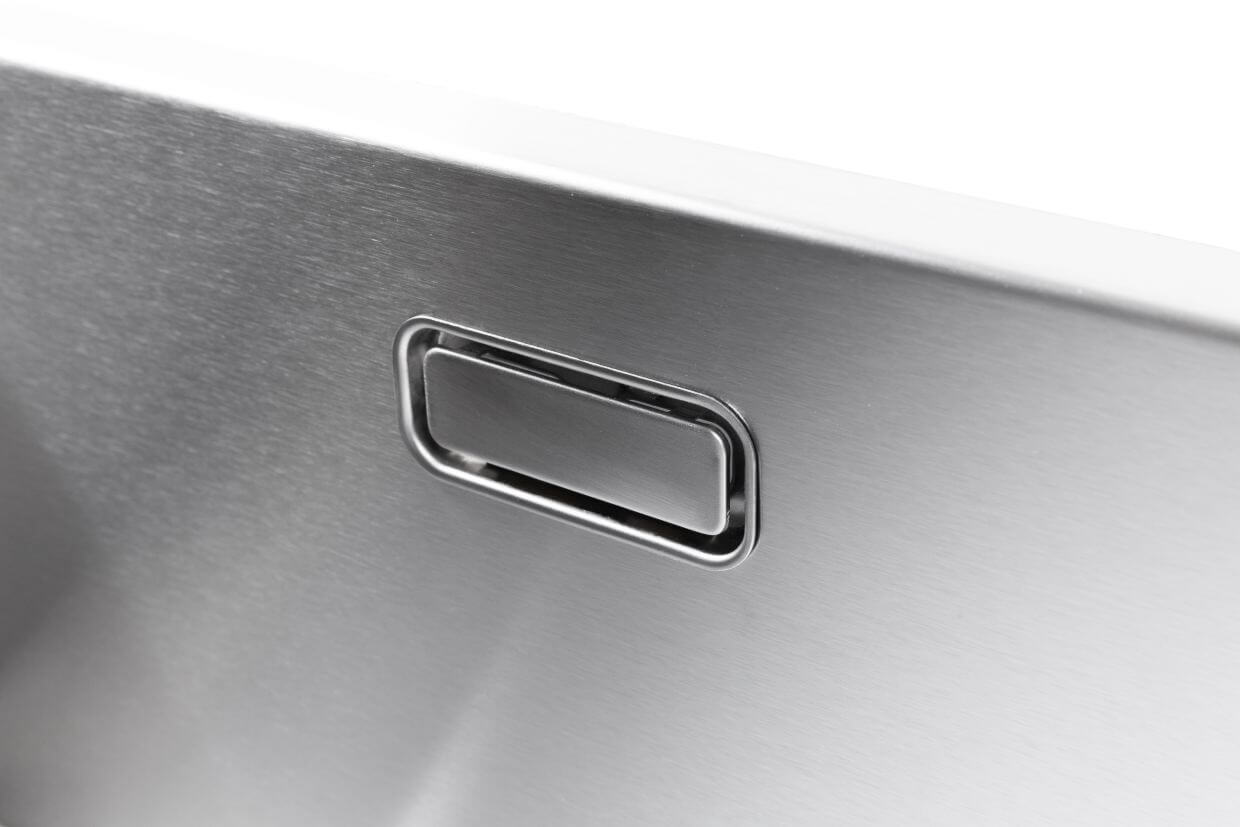 SHIGO-verdeckter-Ueberlauf584e2f975c222 SHIGO-HIGH-LINE-Spuelbecken-verdeckter-Ueberlauf